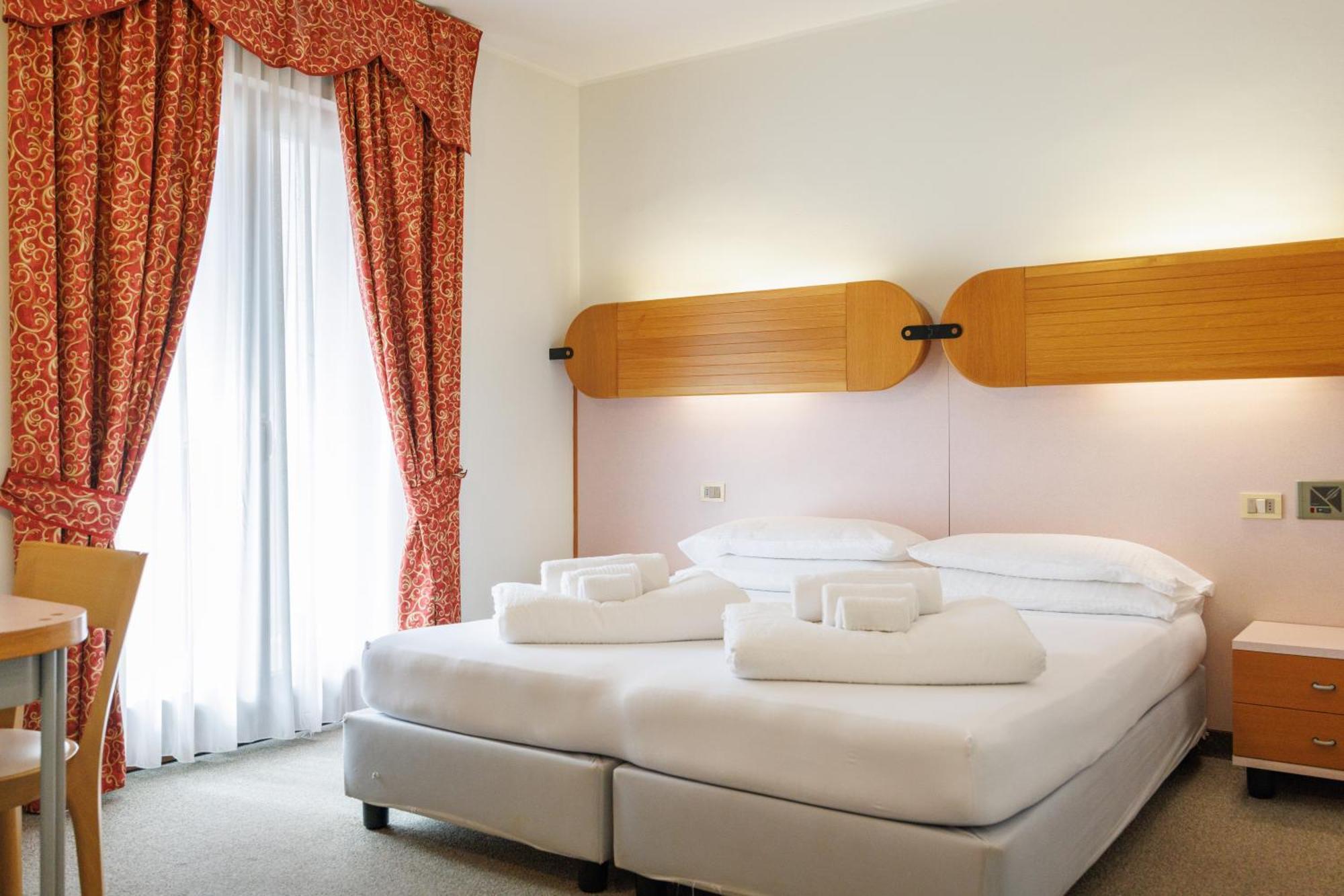 Club Hotel E Residence La Vela トルボレ エクステリア 写真