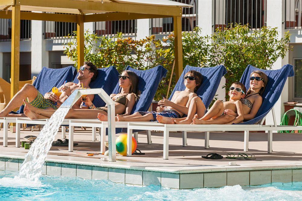 Club Hotel E Residence La Vela トルボレ エクステリア 写真